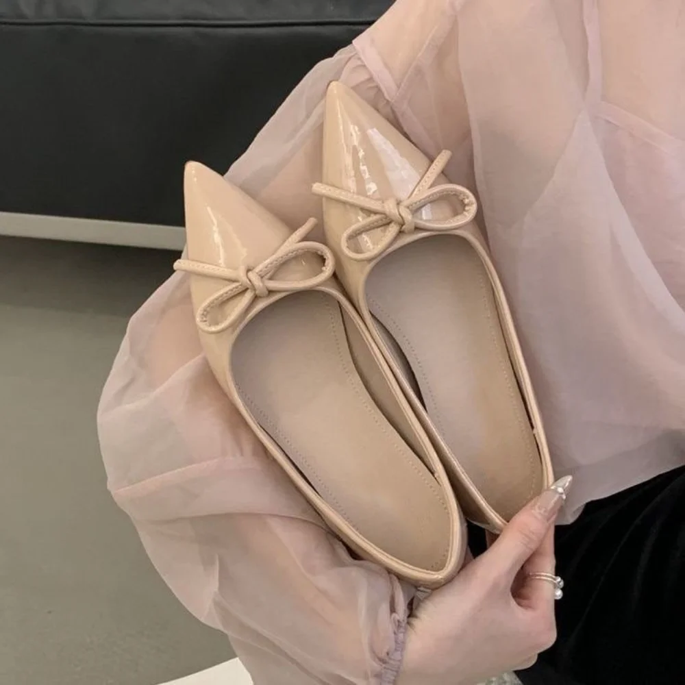 

Nude Pink Pointed Toe Flats Shiny Patent Leather Ballet Shoes with Bow Novelty Design Comfortable Slip On Loafers for Women