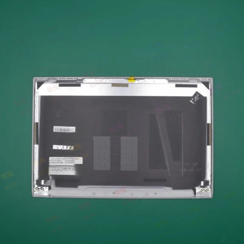 

L+ For Lenovo Thinkpad X1 Carbon 5th Gen LCD Back Cover Silver 01LV477