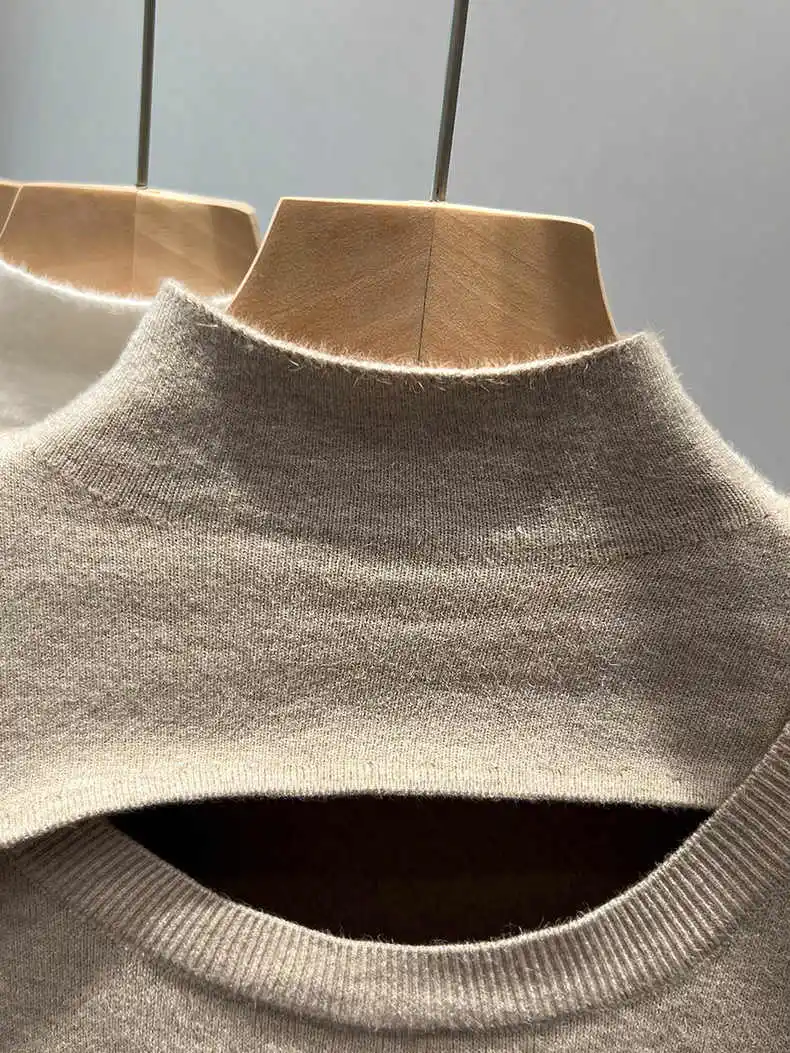 เสื้อสเวตเตอร์คอสูงสำหรับผู้หญิง ผ้ากำมะหยี่เนื้อนุ่ม สวมใส่เป็นเสื้อตัวในได้ เหมาะสำหรับฤดูใบไม้ร่วงและฤดูหนาว