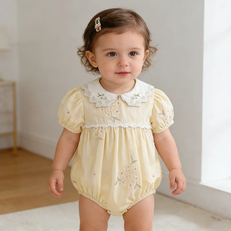 

Летний комбинезон-боди для девочек 2026 года в испанском стиле с коротким рукавом, цветочной вышивкой и воротником-стойкой, хлопковый, повседневный, 0-24 месяца
