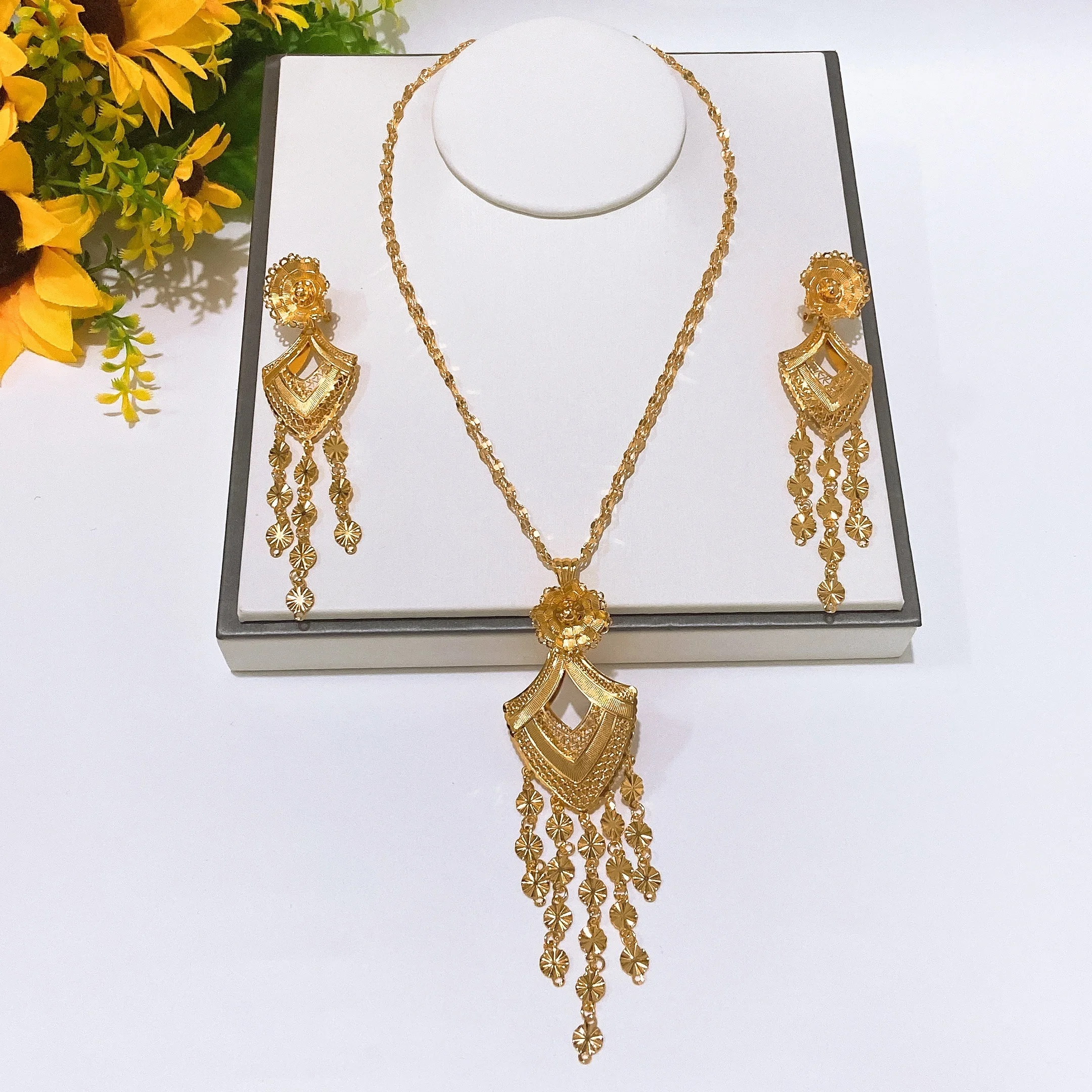 Hotsale Indian Style Irregular Chain Long Chain Jewelry Luxury llaveros Collar Pulseras pin Pendientes tentacles Anillo 4PC Set