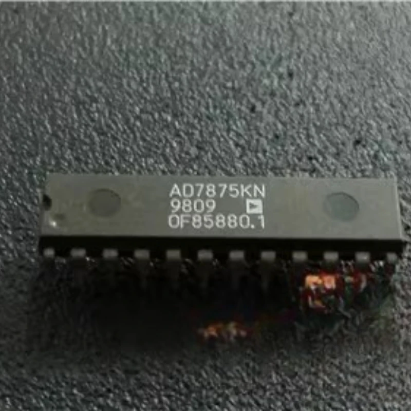 

2PCS/LOT AD7875KN IC ADC 12BIT SAR 24DIP