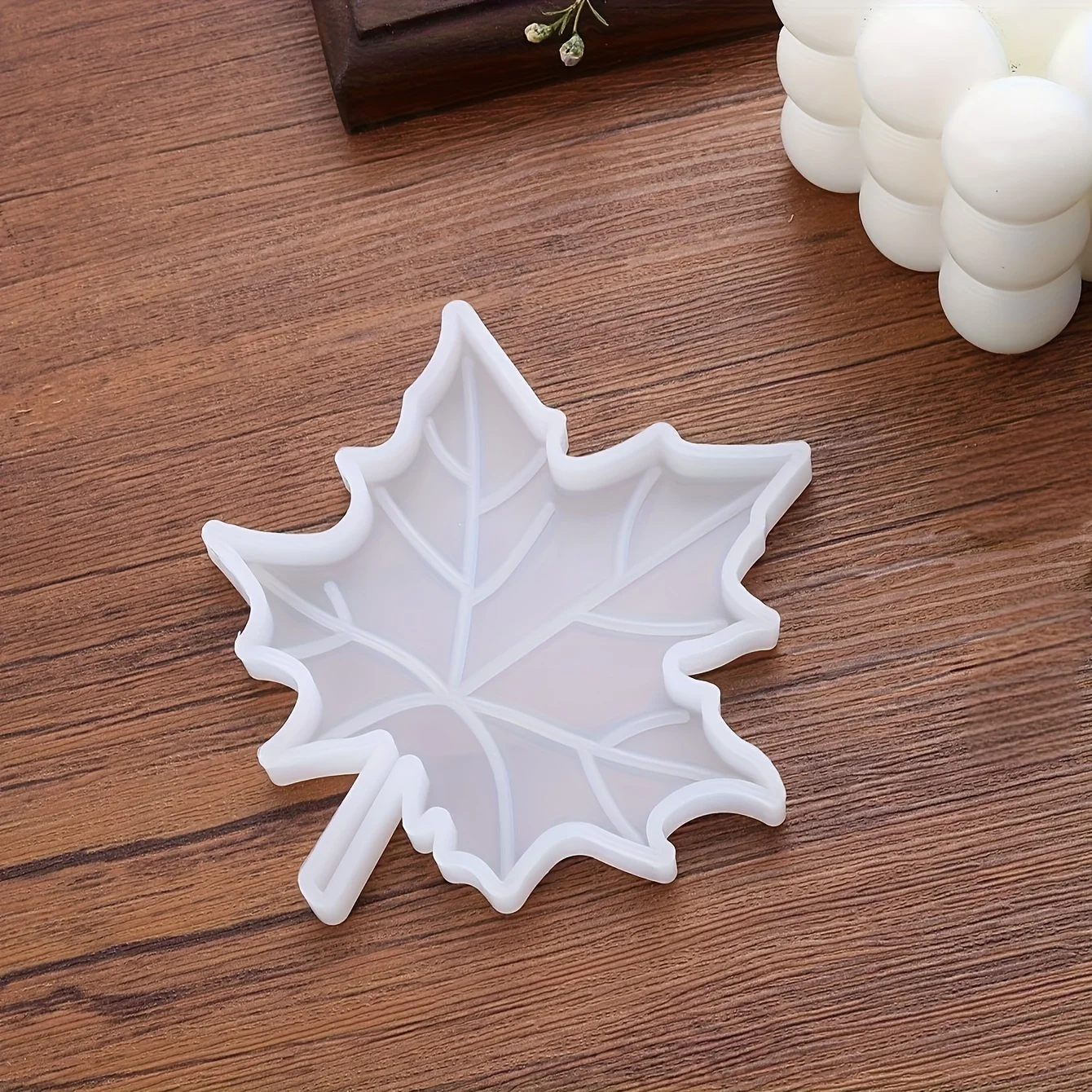 1PC 단풍잎 모양의 실리콘 몰드, DIY 비누, 양초 - Candle Supplies Free Shipping 리뷰 및 가격
