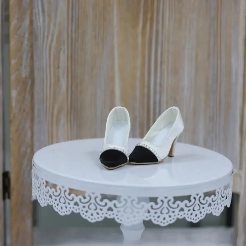 

BJD Doll Shoes Toys SDGR/AS 1/3 Girls Rivet Pointy High Heels Elegant Soft Real Silk Single Black White Gifts Doll Accessories