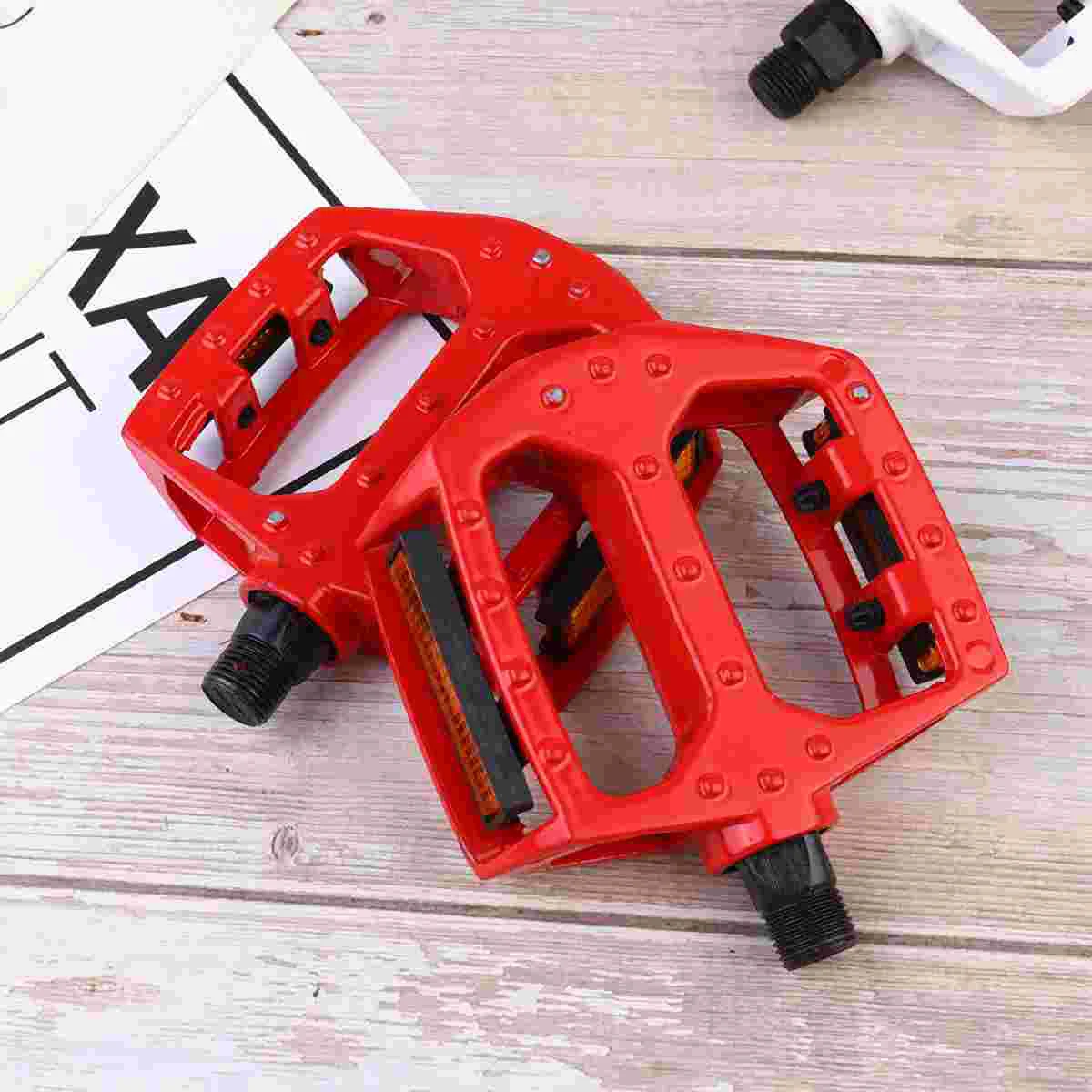 

1 Pair Aluminium Alloy Bike Pedal Special Rolling Ball Pedal Multi-purpose Bike Pedals Bike Pedal Accessory (Red Single Rolling