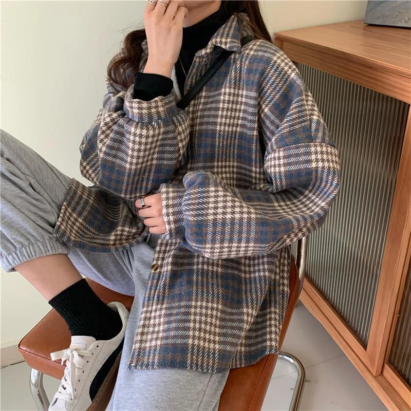 

Женская клетчатая рубашка на осень-зиму, плюшевая утолщенная свободная повседневная винтажная блузка, корейская простая шерстяная тканевая блузка на пуговицах с длинными рукавами, новое