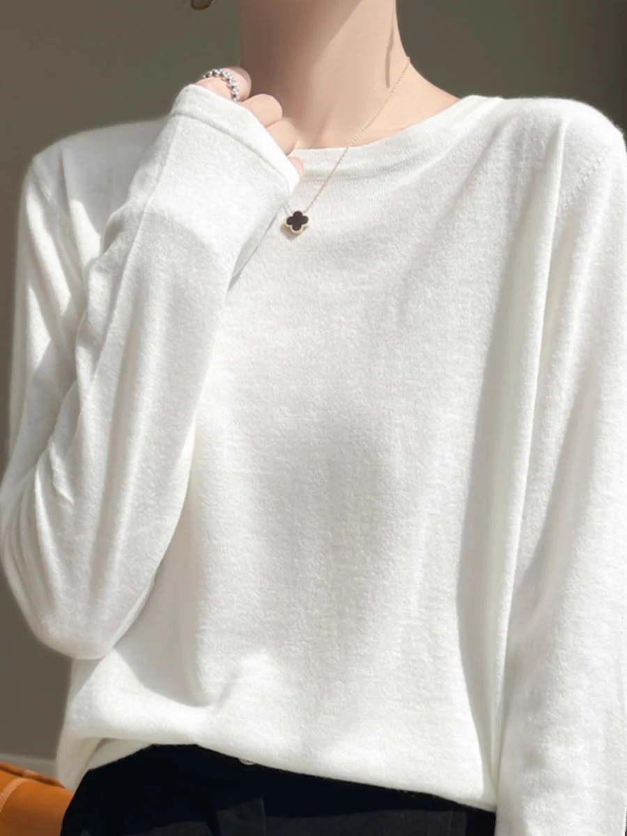 

2024 New Women's Slim Fit Knitted T-Shirt round Neck Short Loose Long Sleeve White Thin Base Layer Small Shirt Commute Style