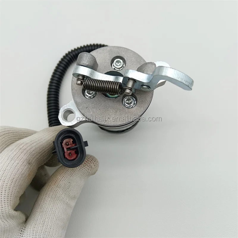 High Quality Parts 12V Fuel Shutoff Solenoid Valve 717/20274 04103808 For F3L F3M F4L 1011 2011 Engine Stop Solenoid 71720274