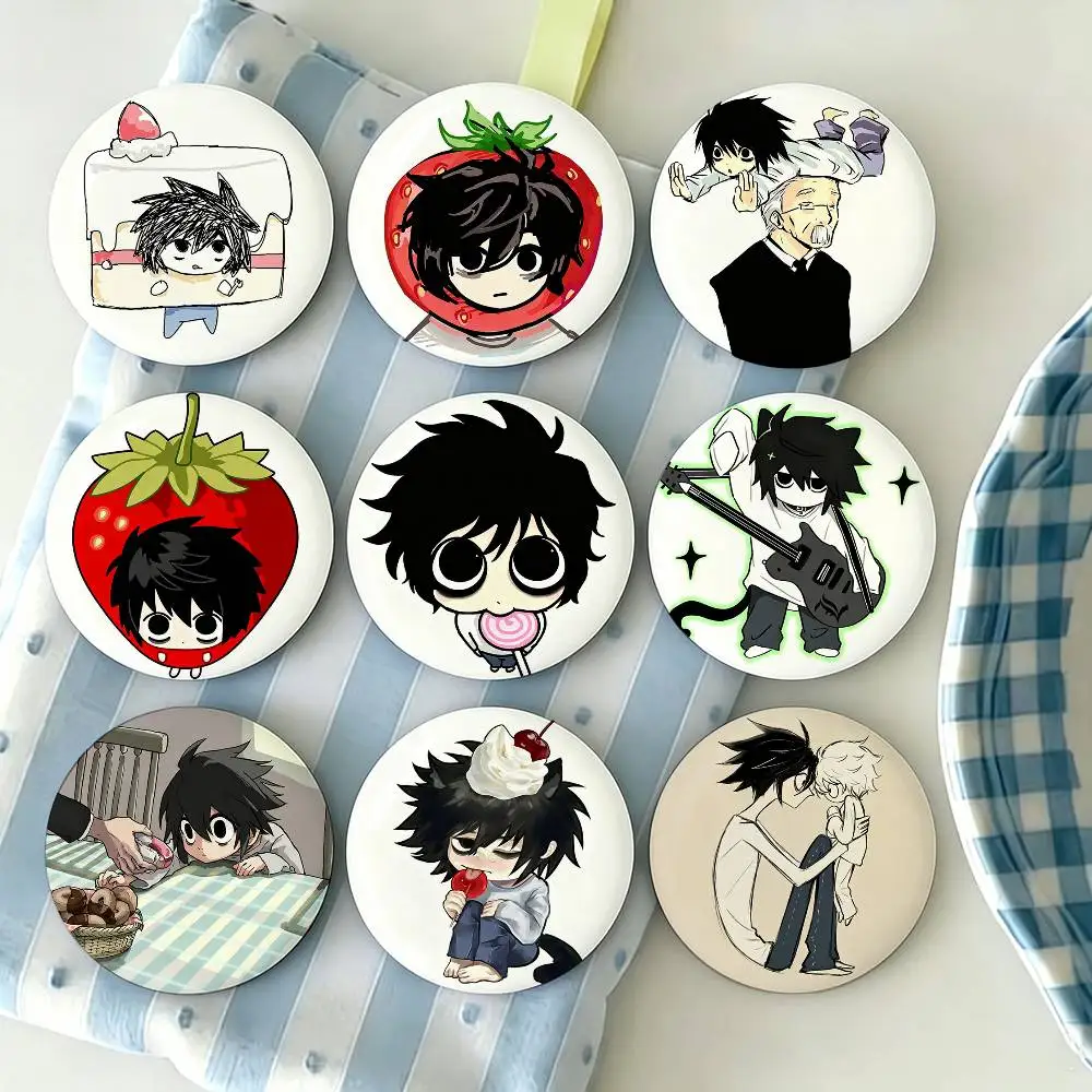 

Anime Cute DEATH NOTE Brooches Cartoon Badge Pins Backpack Hat Accessories Friend Gift