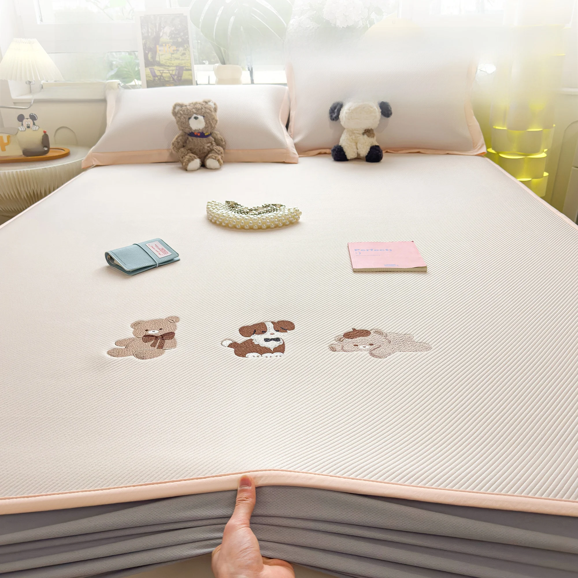 materasso-in-seta-ghiacciata-per-dormitorio-studentesco-materasso-singolo-estivo-materasso-con-baldacchino-lavabile-e-pieghevole-per-adulti