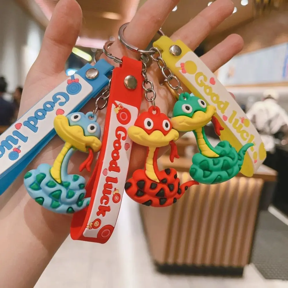 

Silicone Snake Lucky Pendant Jewelry Bag Charm Cartoon Snake Keychain Trinket Ins Zodiac Snake Year Key Ring Children Gifts