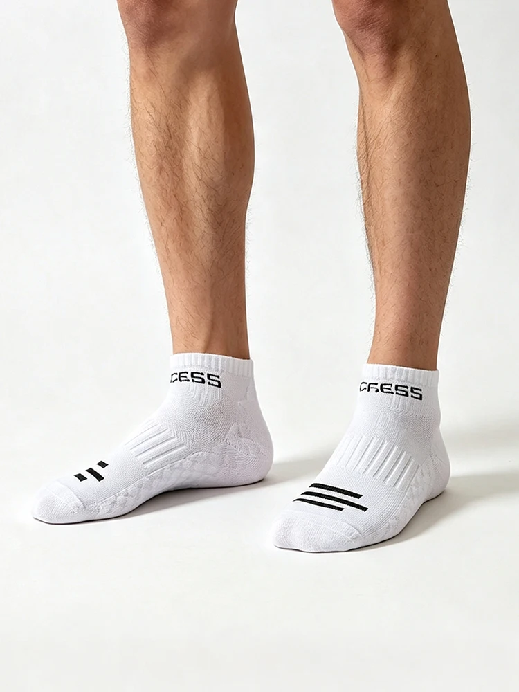8 Pairs Men's Lightweight Spring/Summer SocksComfortable, Versatile Perfect for Outdoor Hiking AndFitness Unisex Sizes EU 36-42