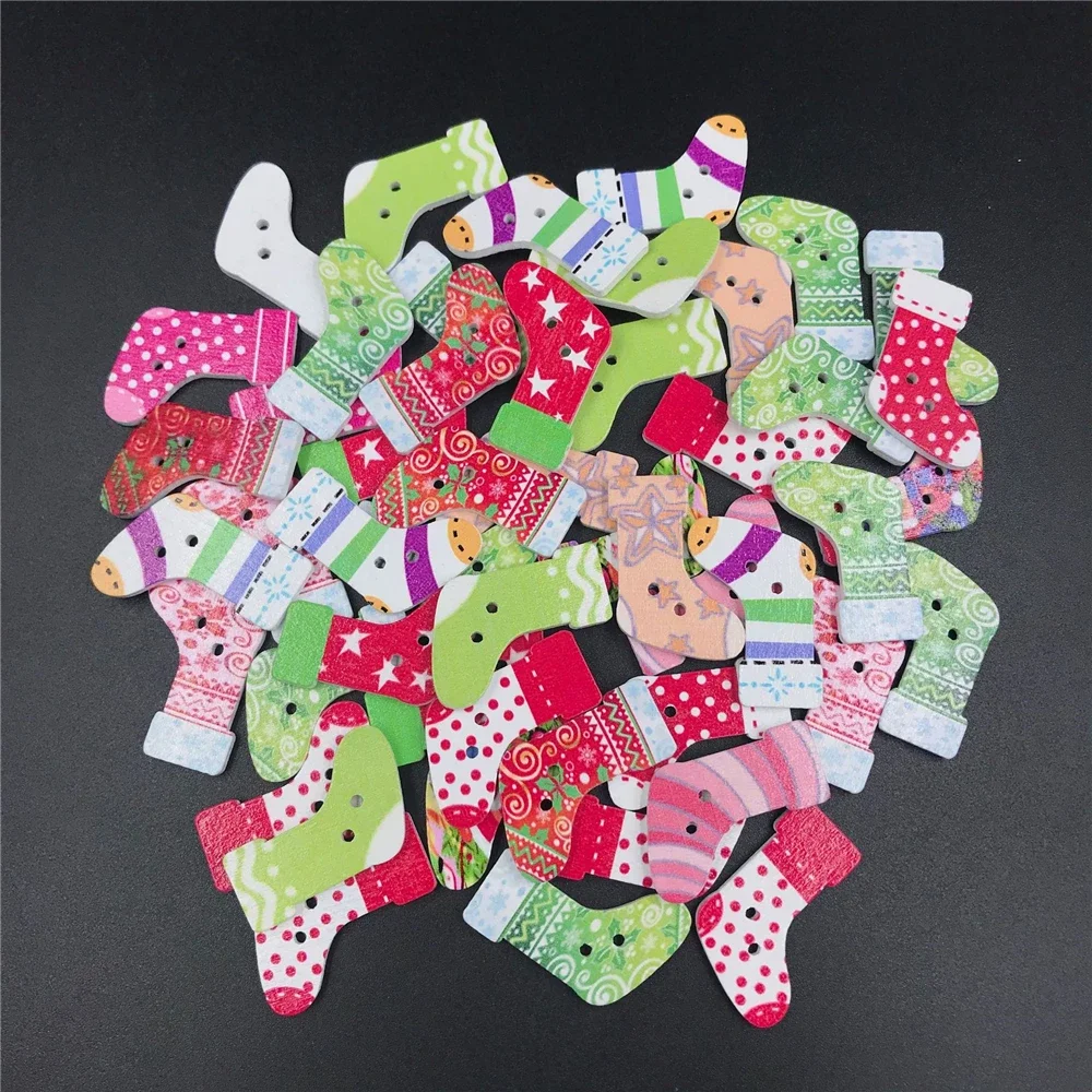 Painted Socks with Wooden Buttons, Christmas Boots Design, Handicrafts, Clothing Decoration