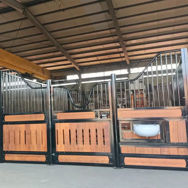 Hot Selling Barn Prefab Shelter Horse Equipment horse Box stable Rooms Bamboo Barn Metal Fence Equine Panels Horse Stable Stall