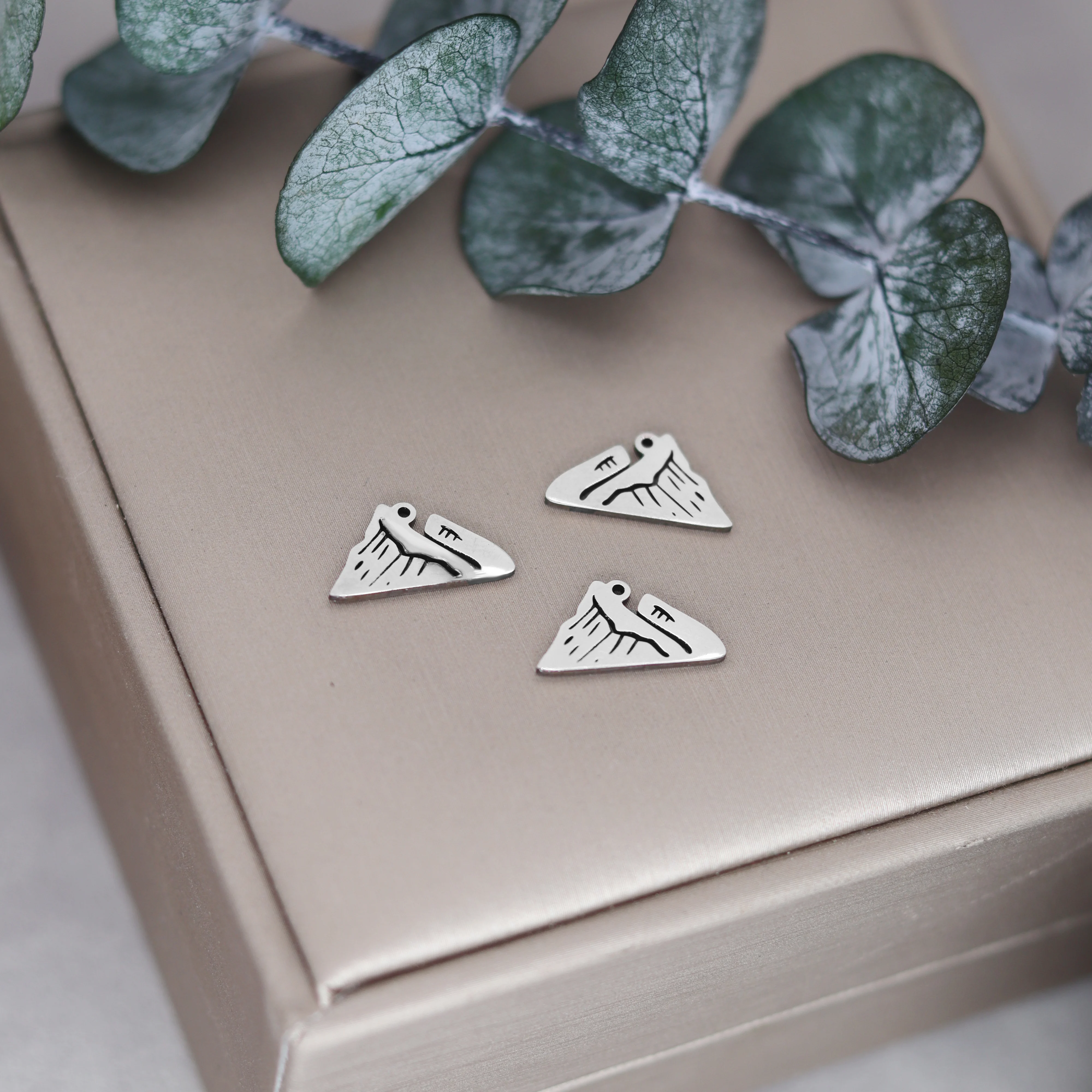 3PCS/LotHiking Adventure Snowy Mountain Pendant Mountain Range Pendant Jewelry Dainty Charm Pendant  for Nature Lover gifts