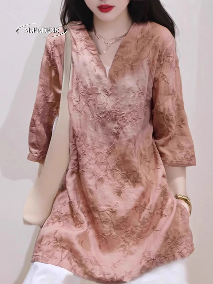 

Женская блузка из хлопка и льна с вышивкой в гонконгском стиле, летняя, винтажная, на пуговицах, с разрезом, свободного кроя, с длинным рукавом и V-образным вырезом