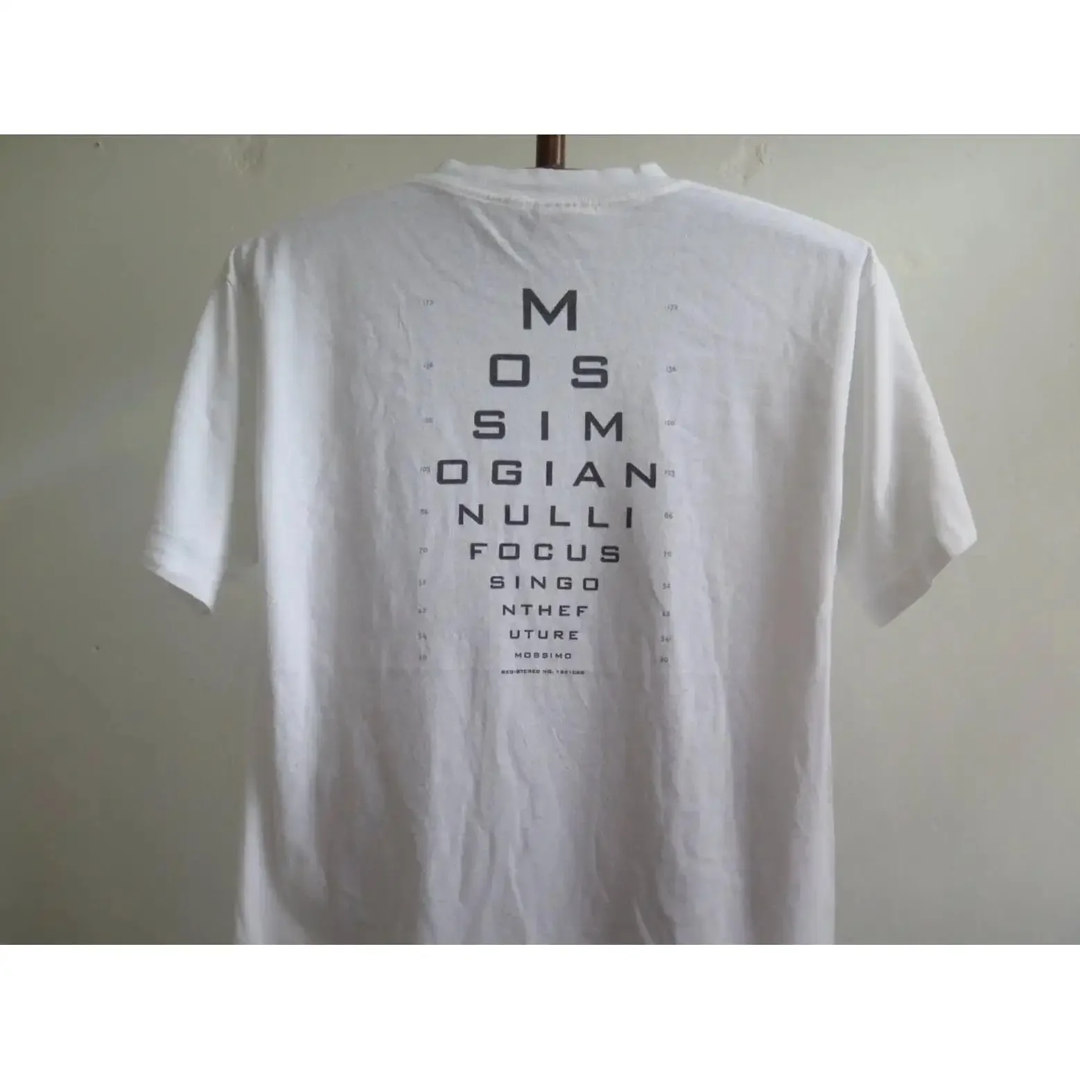 Camiseta Vintage de Mossimo, tabla de prueba ocular de Mossimo, moda de los años 90