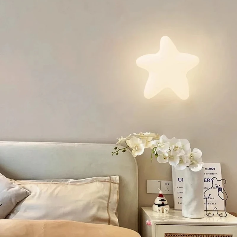 Stylish Nordic Wall Lamps Cloud Star Shape Indoor Lights Home Decoration LED Chandeliers for Children's Room Sofa Corner Bedside
