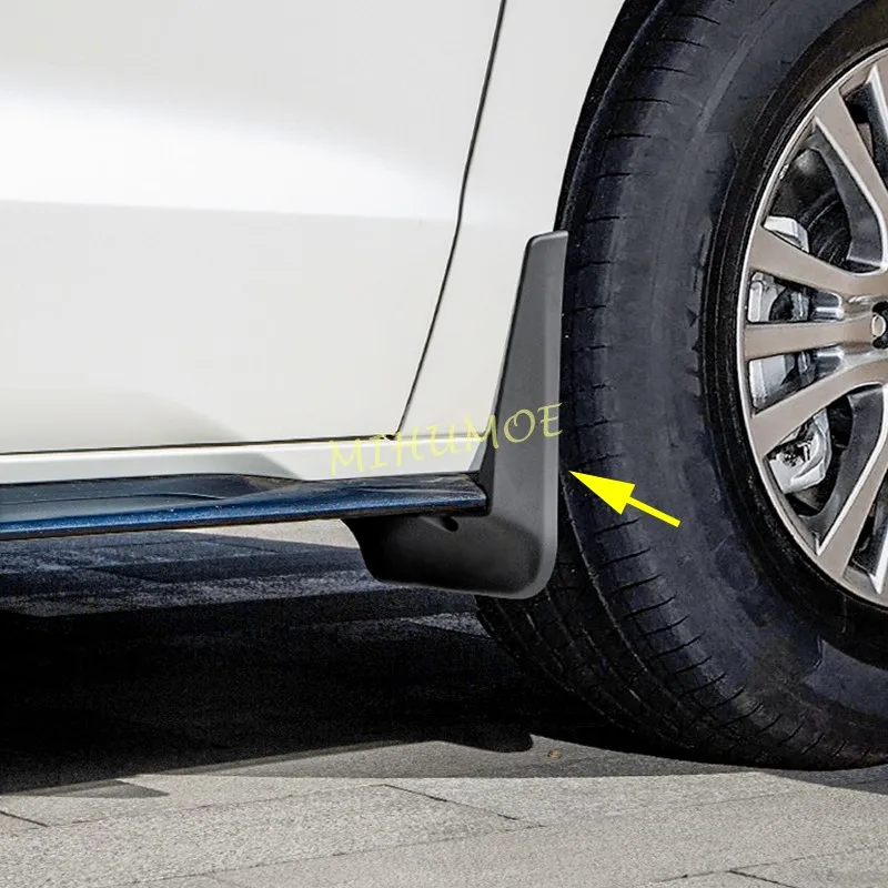 

Комплект из 4 брызговиков для передних и задних колес Toyota Sienna 2021-2025 с крепежными винтами