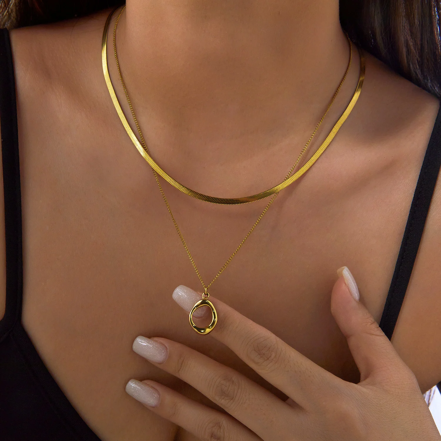 Geometrisches Edelstahl-Halsketten-Set für Damen, zierlicher ovaler Anhänger, Schlangenkette, Partyschmuck, Geschenk, wasserdicht – Detail 4