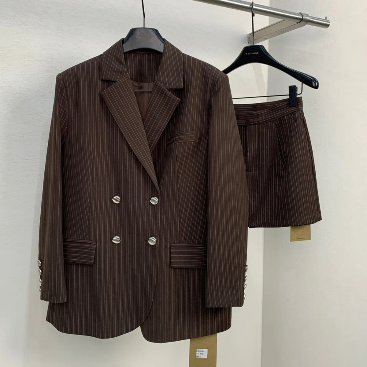 KWTX 여성 블레이저 더블 브레스티드 컬러 블록 스트라이프 라펠 캐주얼 엘레강트 디자이너 프리미엄 가을 패션 미니멀리스트 2025