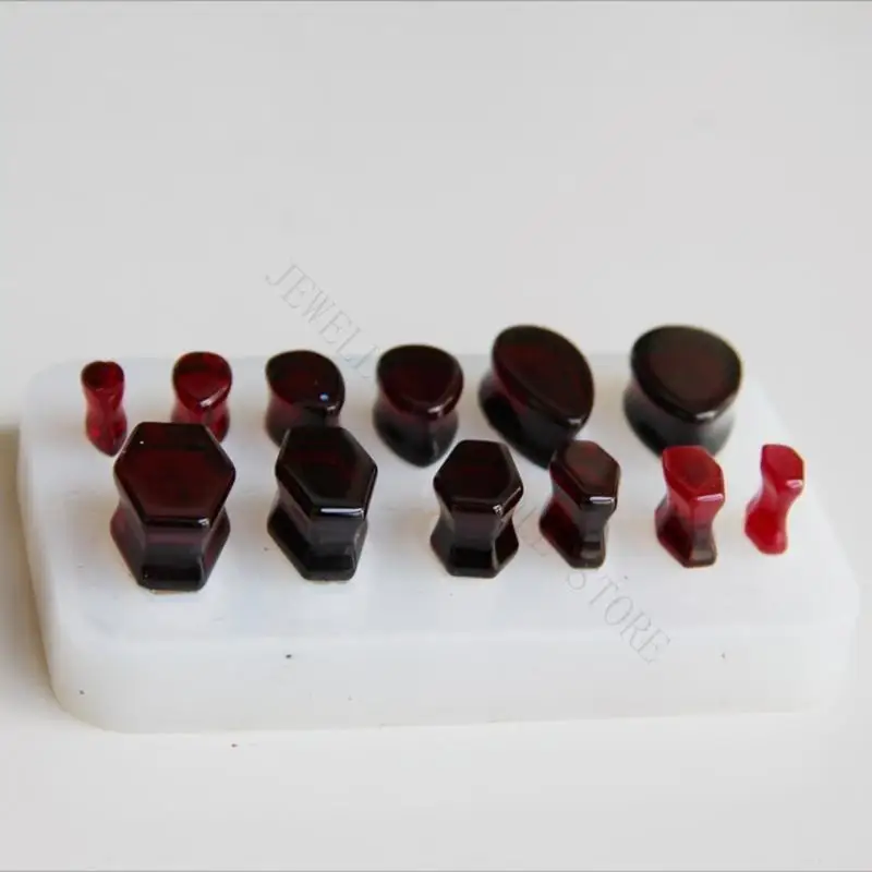 R7UF Sturdy Flexible Silicone Mold for Crafting Unique Ear Stretcher Expander Jewelry Decorations and Individualized Artwork