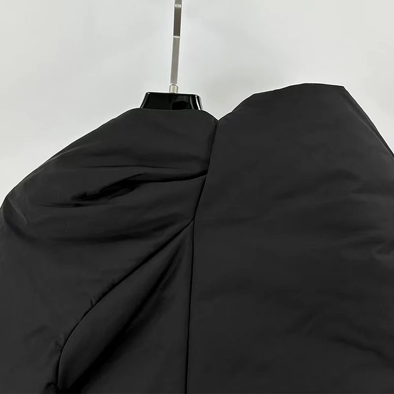 Cappotto da donna in cotone asimmetrico ispessito, giacca da strada alla moda, capispalla in cotone di alta qualità