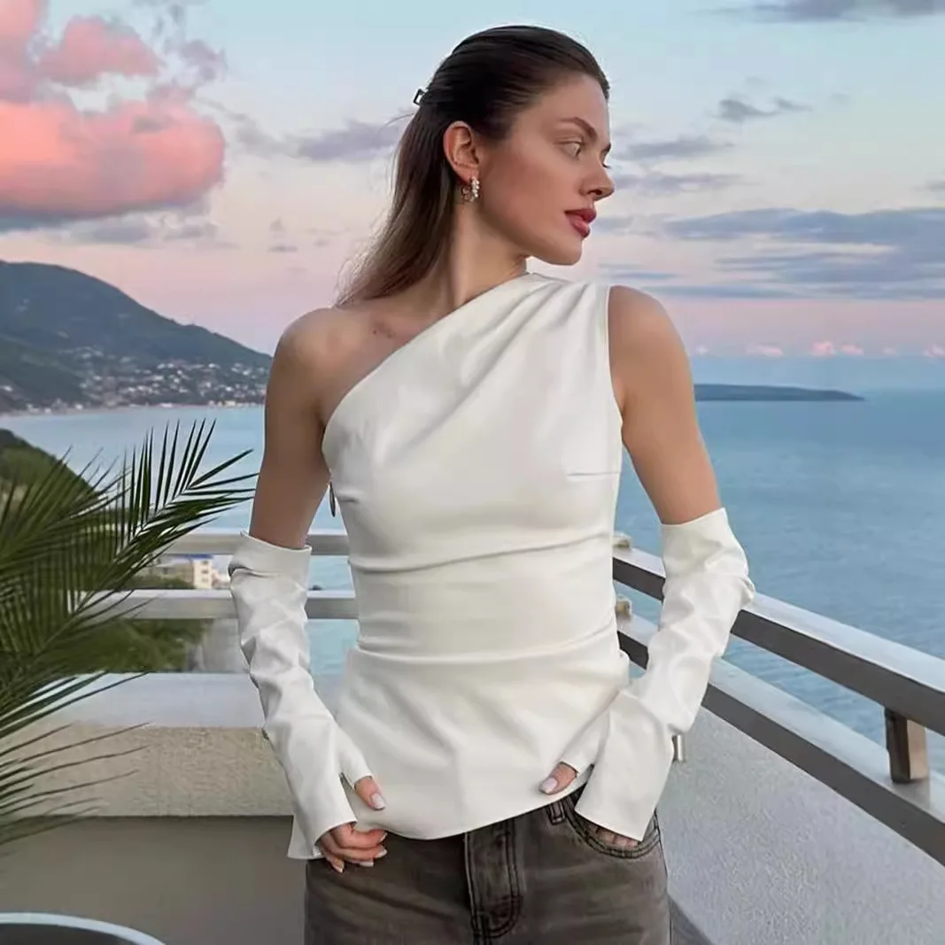 

2024 Autumn Irregular Skinny Spice Girl Temperament Niche Sleeveless Slant Neck PU Leather Vest Plus Sleeve Top Women