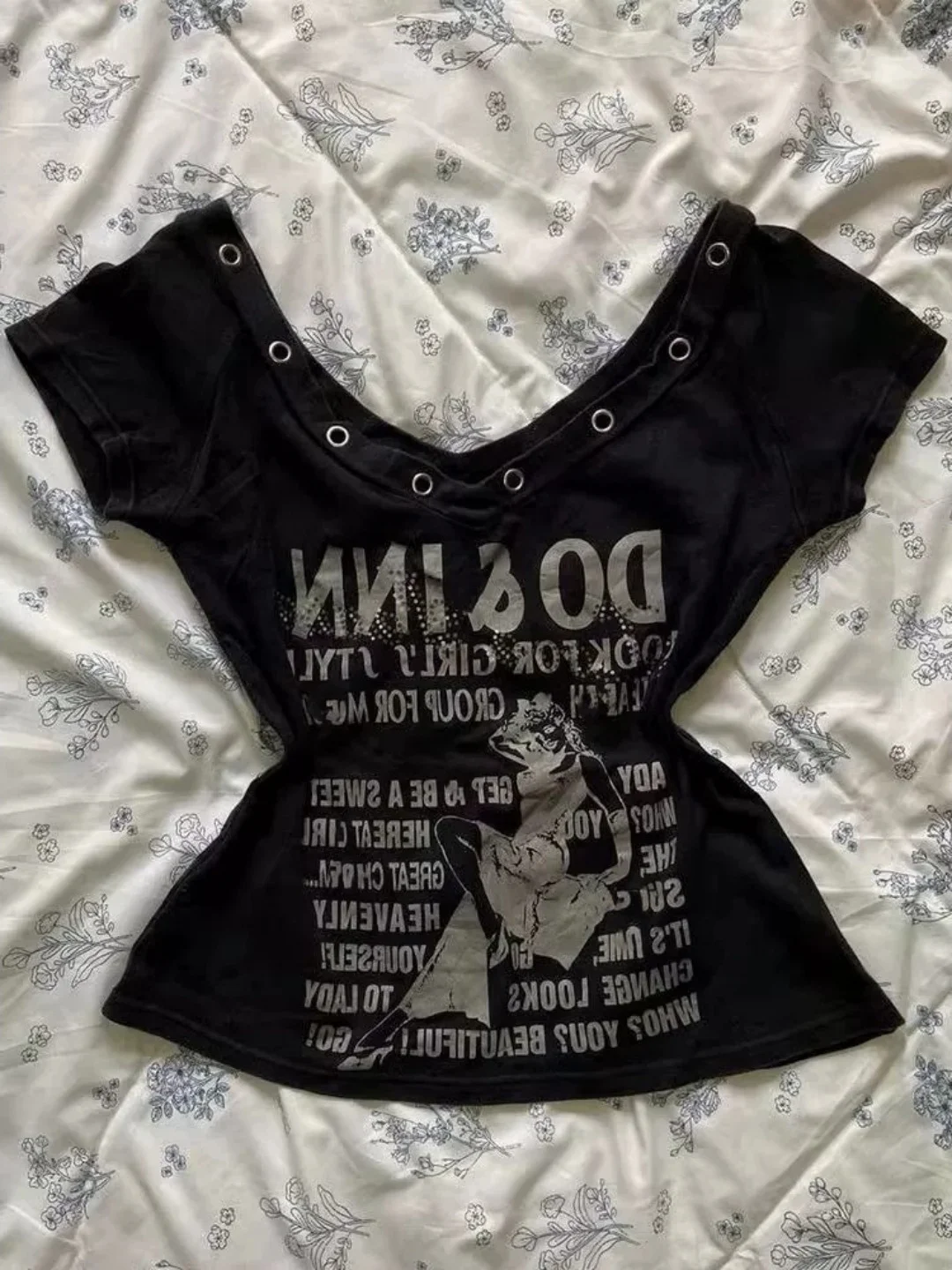 

American Hot Girl Style V-neck Letter Print Pure Cotton Short Sleeve T-shirt Women's Summer Slim Fit Cool Small Top