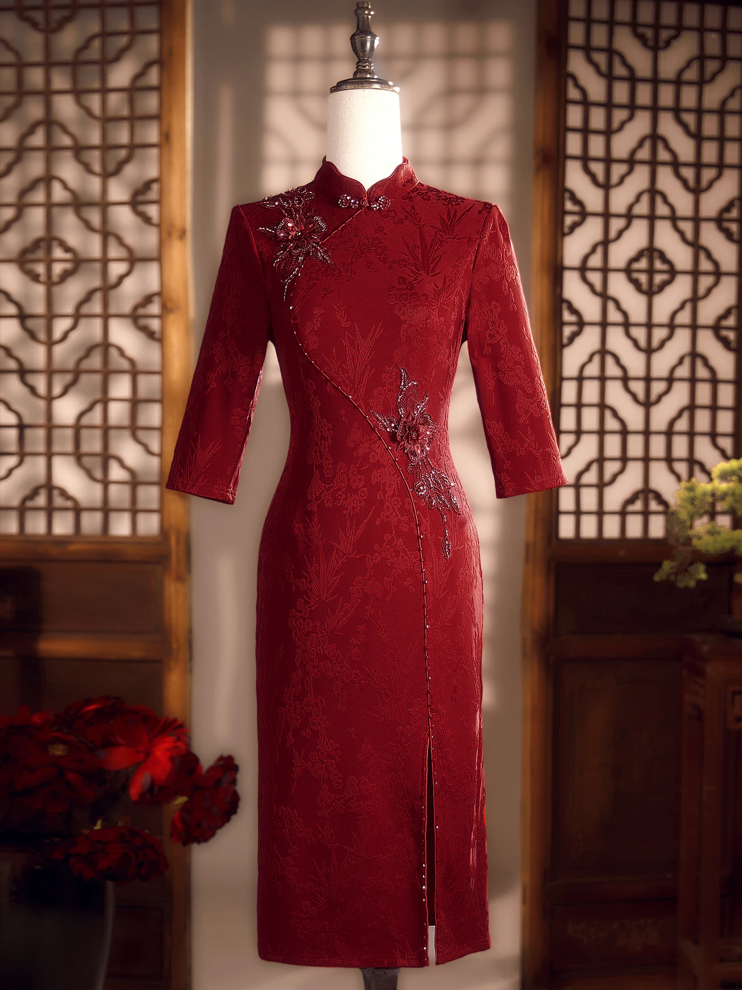 

Элегантное вышитое свадебное платье для мамы с длинными рукавами, высококачественное, средней длины, винтажное, из смесового полиэстера и спандекса