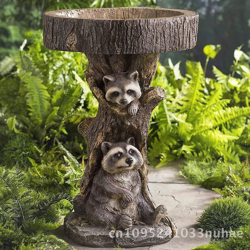 

Raccoon Resin Ornaments Handcrafted European Style Garden Decoration Animal Themed Bird Drinking Water Craft for Outdoor
