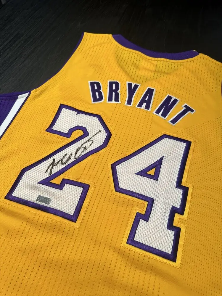 Kabe Bryant Autographed Jersey Panini Authentic Signed Jersey Finals Jersey .