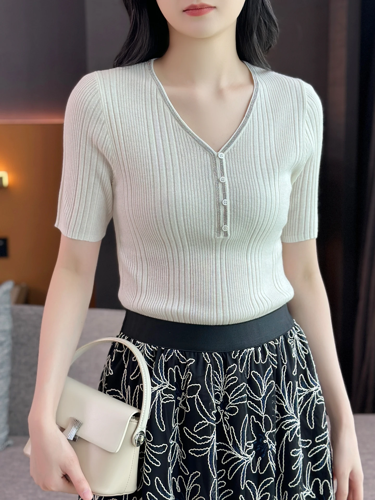 

V-Neck Cashmere Knitwear Women's Slim Fit Short Sleeve T-Shirt Style Soft Wool Blend Fashionable Bead Embellished