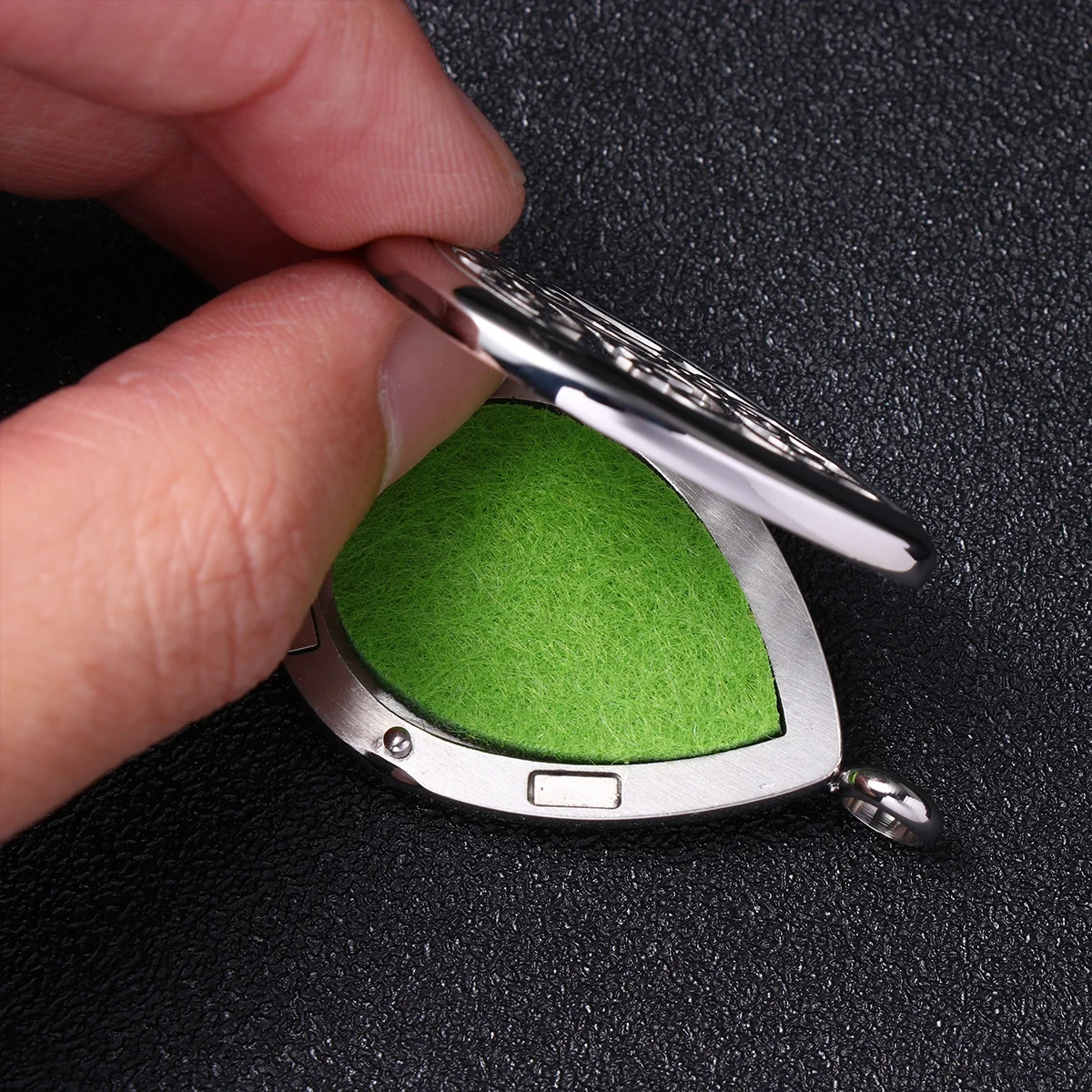 

Essential Oil Bottle Pendant Stainless Steel Hollow-Out Water Drop Necklace Aromatherapy Diffuser Jewelry Gift For Women