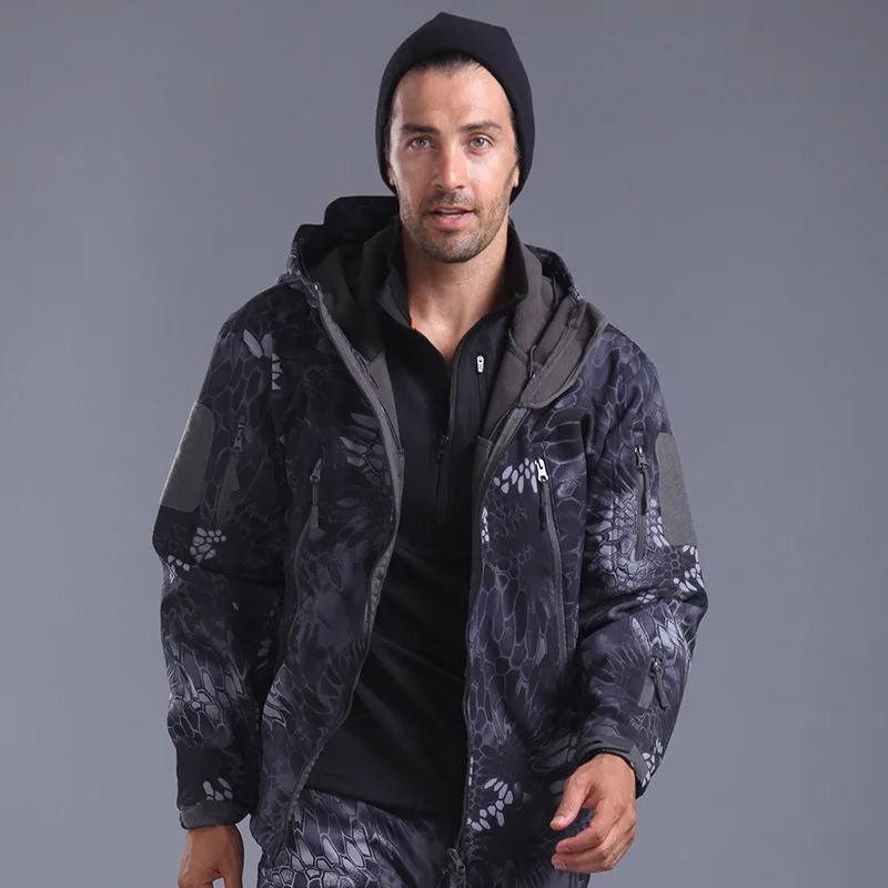 Mens ยุทธวิธีแจ็คเก็ตเสื้อแจ็คเก็ตเดินป่า Shark Skin Soft Shell เสื้อผ้า Windbreaker นักบิน Hood ทหารขนแกะเสื้อแจ็คเก็ตยีนส์