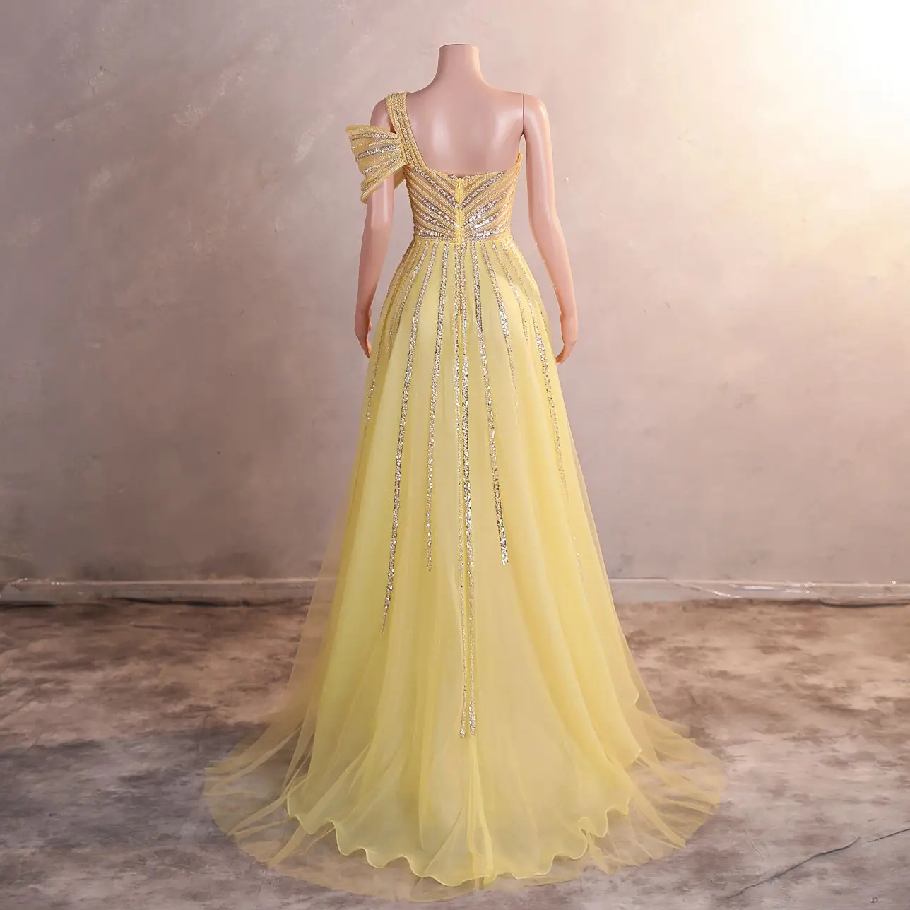 Vestido de graduación de un hombro para mujer, elegante vestido amarillo con abertura alta, cuentas de lujo, largo, Formal, noche, boda, 2023