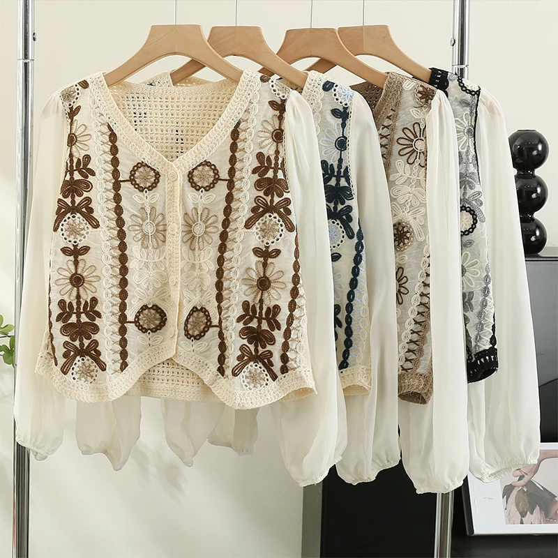 Boring Honey Retro Hollow Out Women's T-Shirt Embroidery V-Neck Chiffon Sleeve Splicing Fashion Women Blouses Crochet Short Tops