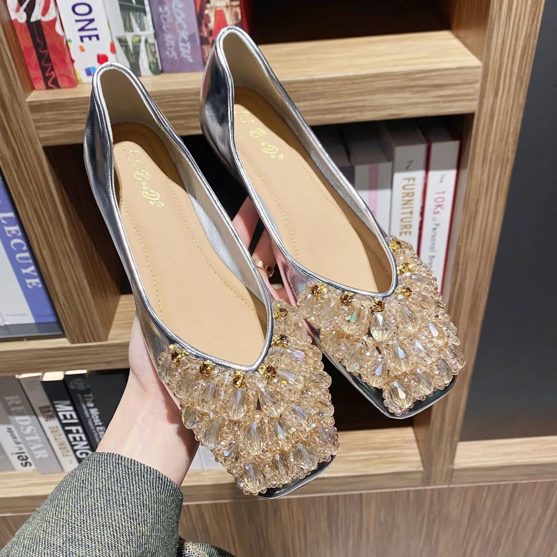 

Flat Bottomed Square Toe Diamond Inlaid Single Shoe Women's Shoes Small Fragrance Commuting Spring/summer Ladybug Shoes Women