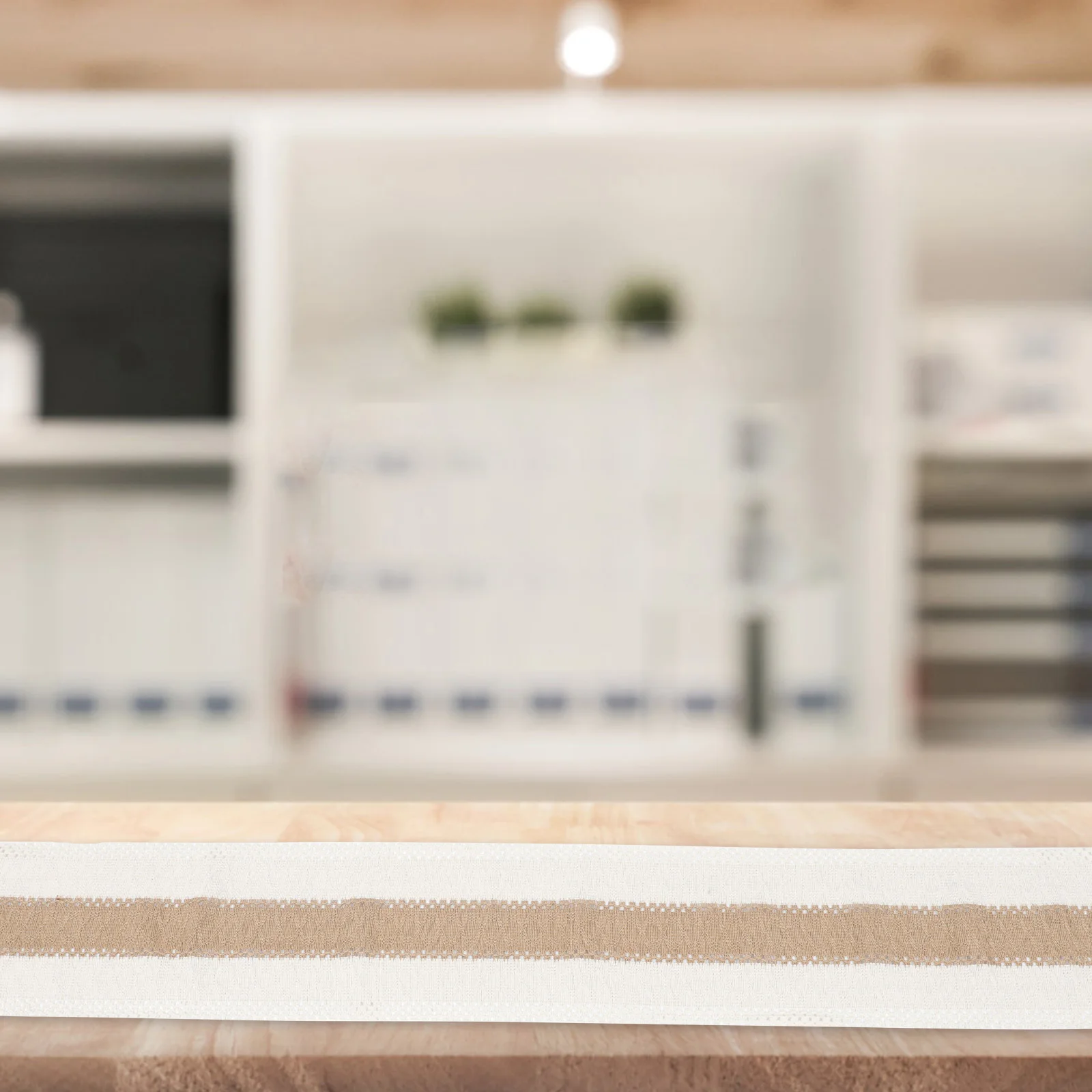 

1Pcs Cotton Linen Splicing Tassel Table Runner Table Adornment for Dining Room Living Room Decorative Use