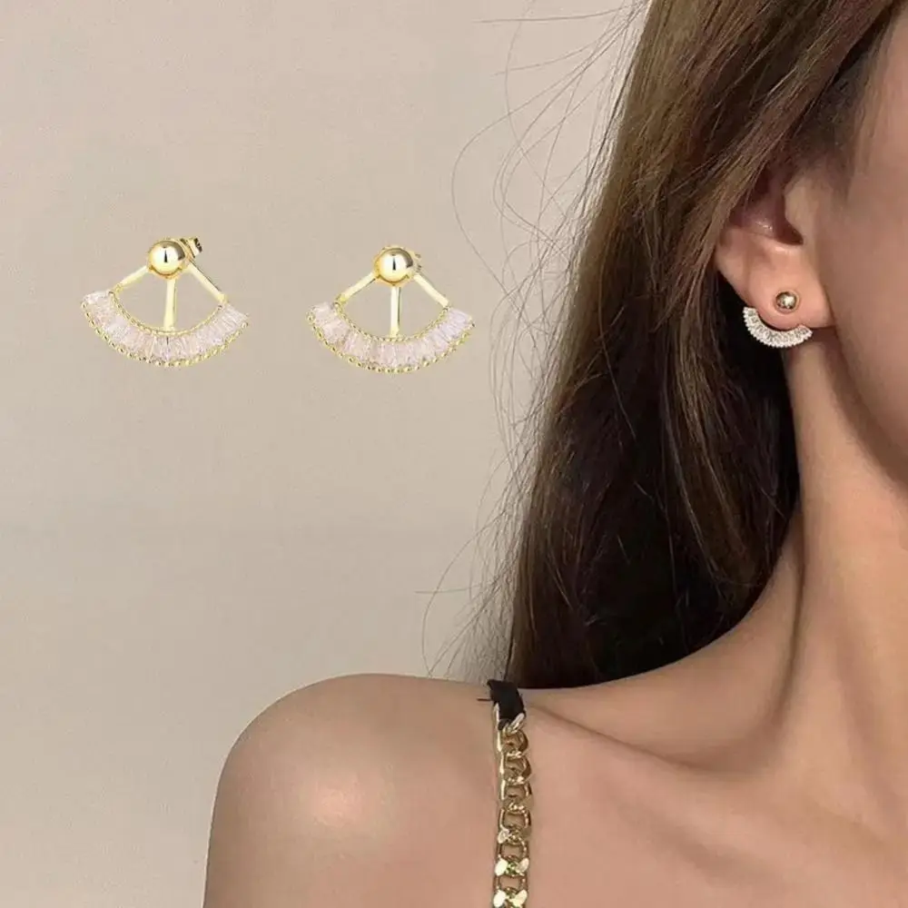 Fashion Scalloped Earrings Temperament Light Luxury Fan-shaped Rhinestone Earrings Anti-oxidation Exquisite Round Bead Ear Stud