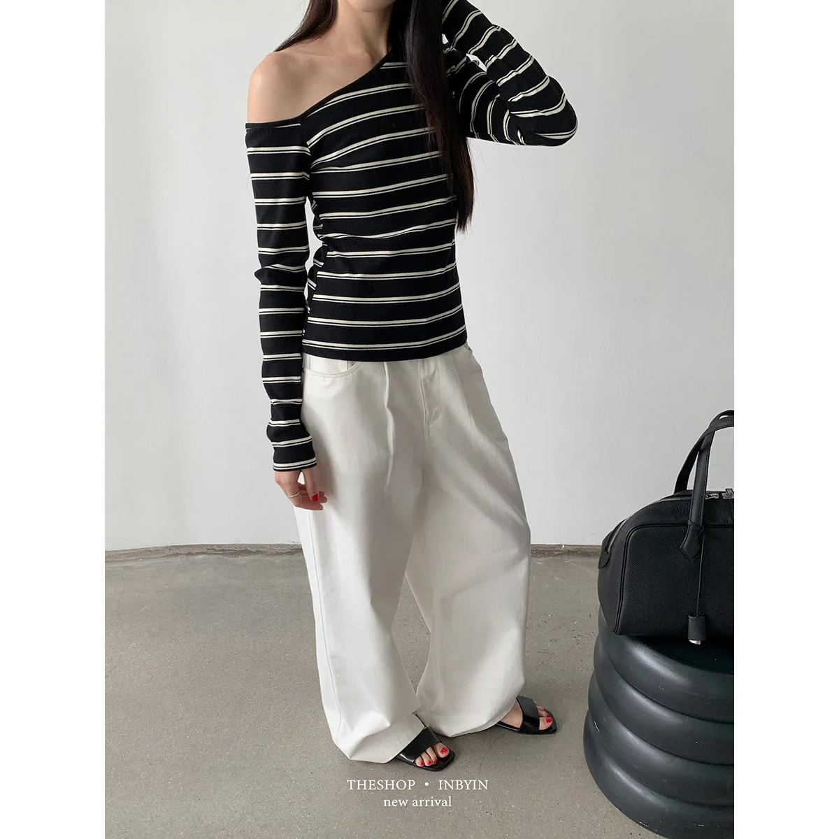 

Korean Lazy Style Slanted Shoulder Top Women's Loose Sense Versatile Long Sleeve Striped T-shirt Women's Autumn