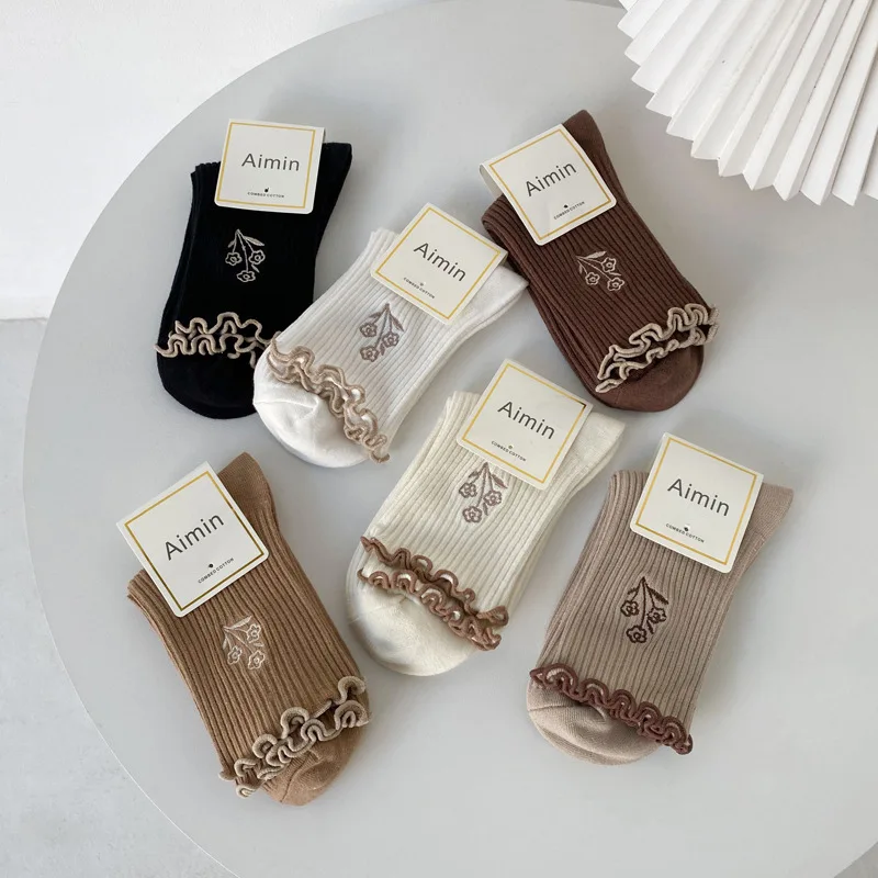 6 Pairs 2026 Women's Spring and Autumn Short Cotton Socks with Cute Embroidery Flowers Warm Socks Woman White Socks with Ruffles