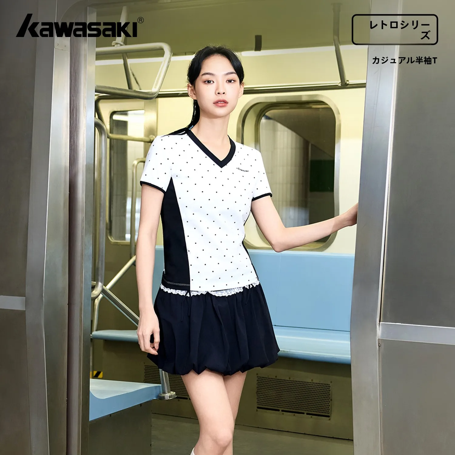 camiseta-deportiva-de-manga-corta-para-mujer-con-cuello-en-v-transpirable-de-secado-rapido-ligera-ideal-para-competiciones-y-entrenamientos-de-badminton