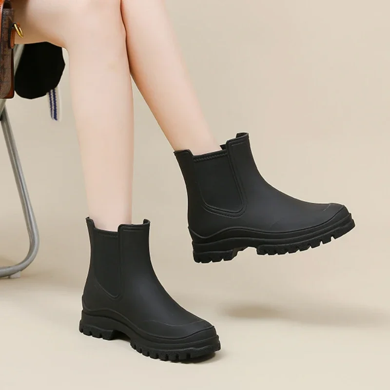 Botas de lluvia impermeables antideslizantes para mujer, calzado impermeable, cómodo, estilo Chelsea, a prueba de aceite, para pesca y jardín