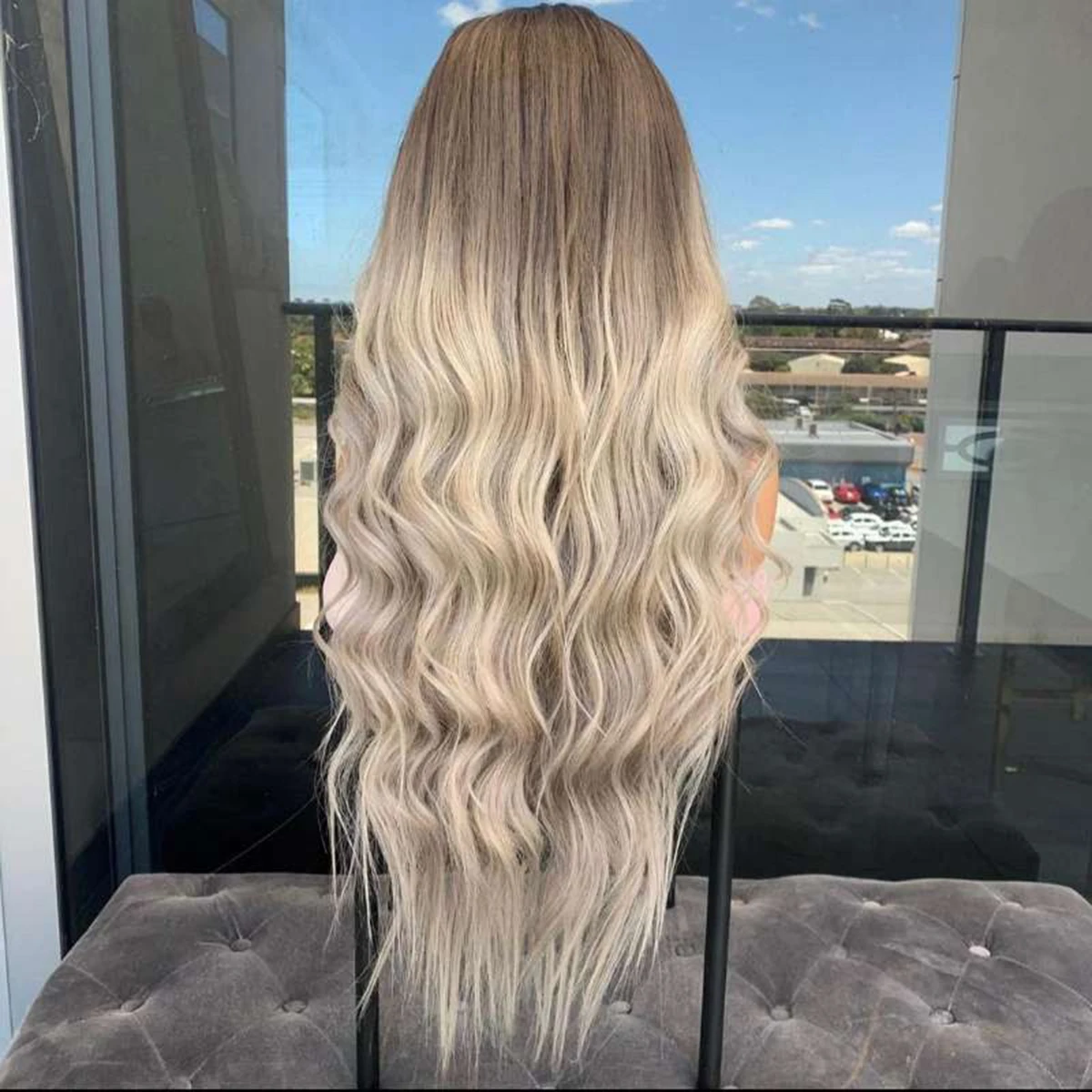 Wig sintetis renda depan Ombre sorot rambut keriting bergelombang gaya Eropa & Amerika Wig bagian samping tahan panas untuk wanita