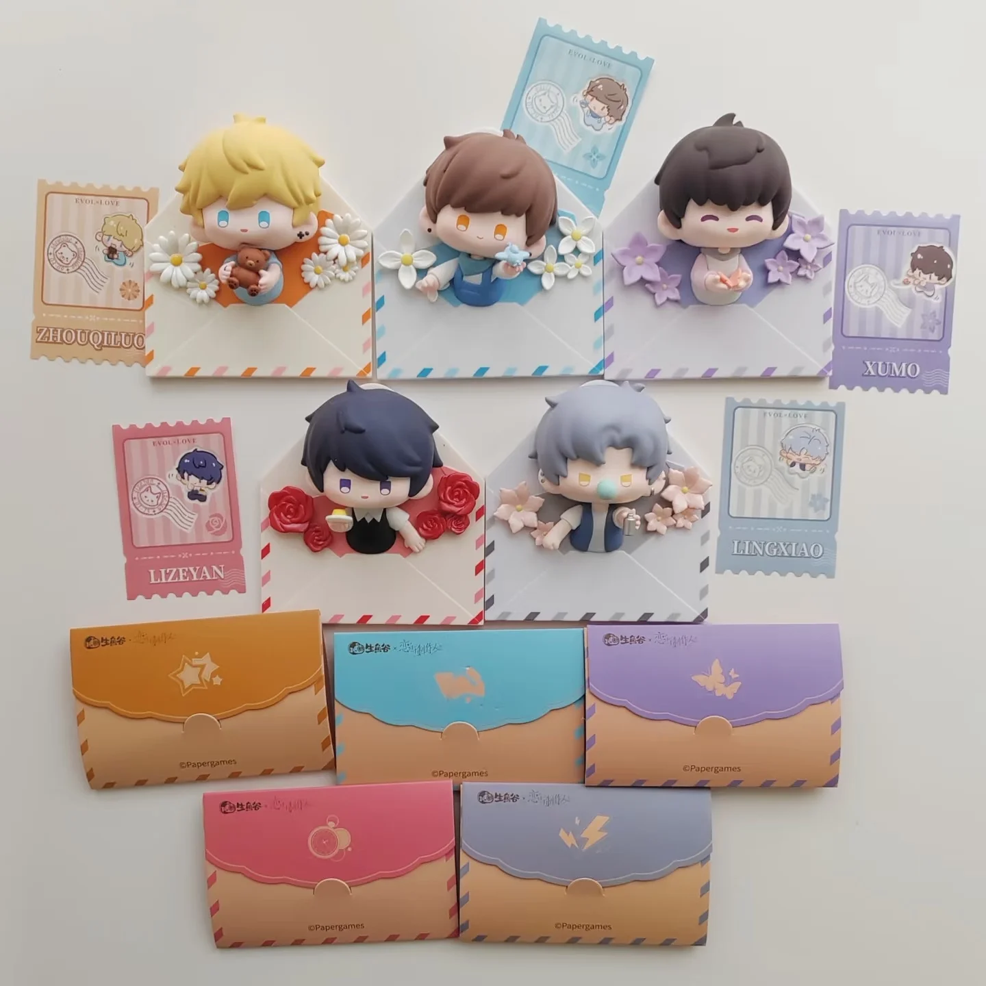 

Original Mr Love Queen'S Choice Evol×Love Fantasy Poem Series 3d Fridge Magnet Blind Box Toy New Trendy Collectible Toys