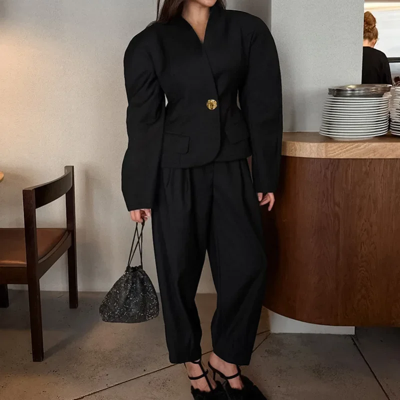 

Retro Long-sleeved One-button Black Suit Top and Trousers Two-piece Set for Women Fashion Casual Suit