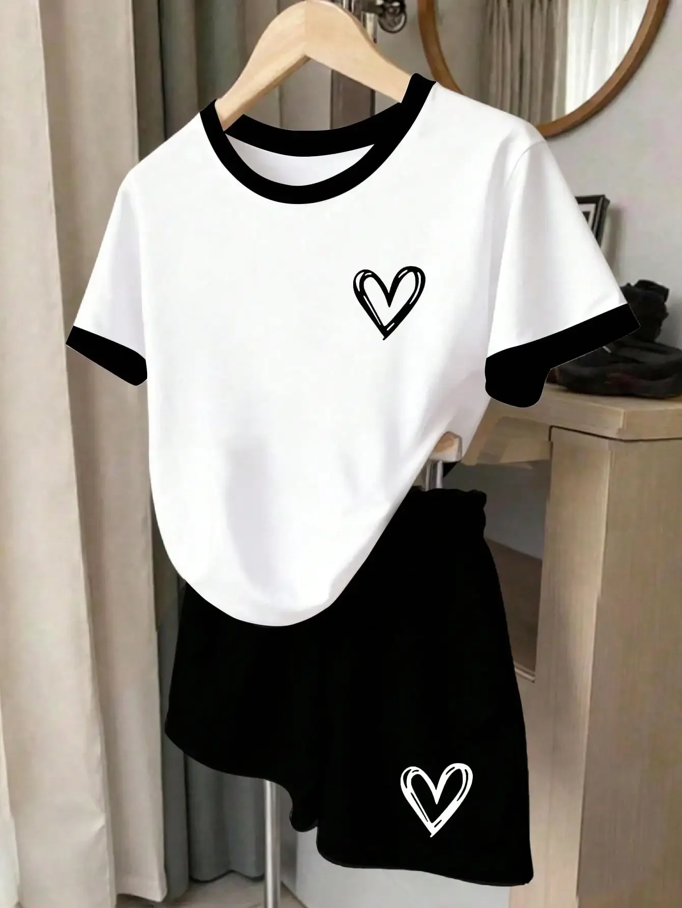 2pcs Set Womens Casual Striped Short Sleeve T-Shirt And Shorts