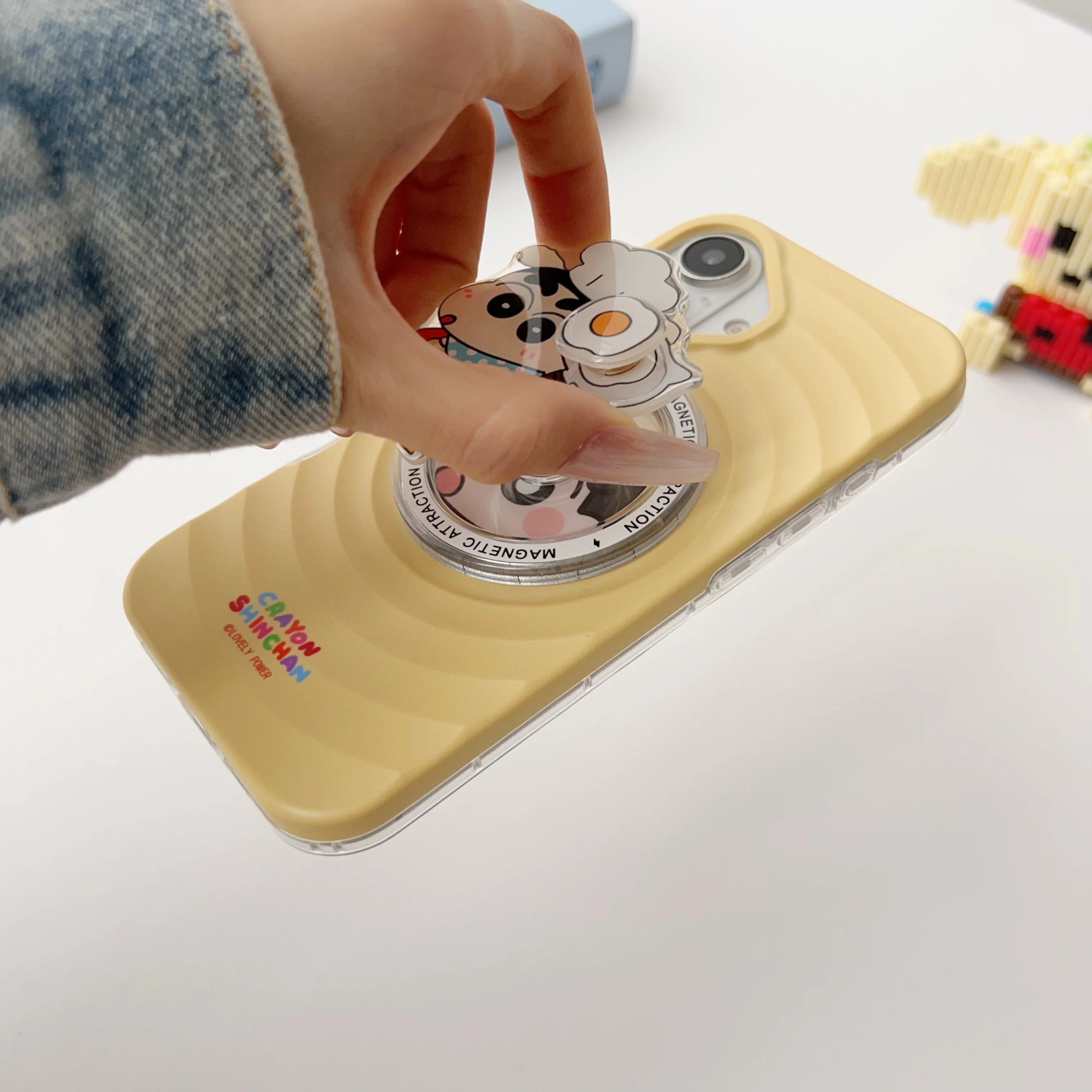 かわいい漫画アニメの磁気携帯電話ホルダー、iPhoneや磁気携帯電話ケースに適しています