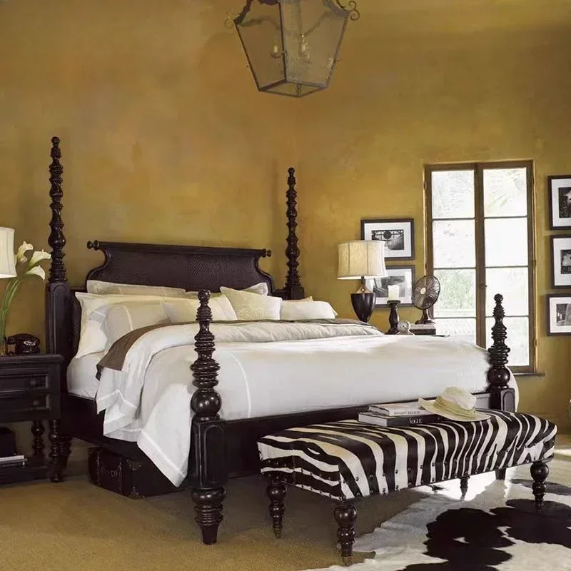 A Retro solid wood bed simple Roman column carved high-end double bed